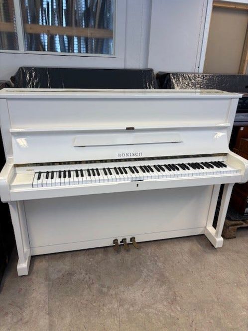 Hovedbilde Rönisch piano
