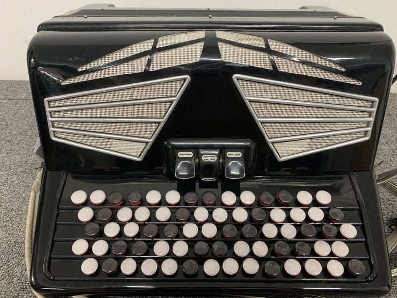 Brilliante 70/96 knappetrekkspill, norsk system